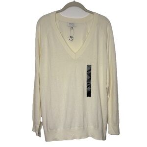 Banana Republic Forever Sweater Women’s XL  NWT Cream Ivory V-Neck Cotton Blend